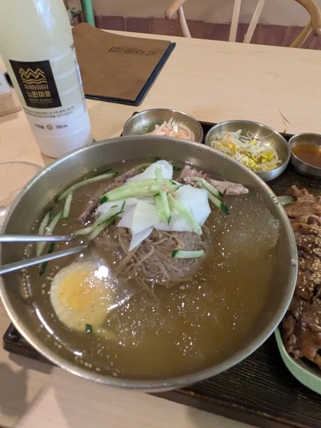 冷麺のアップ