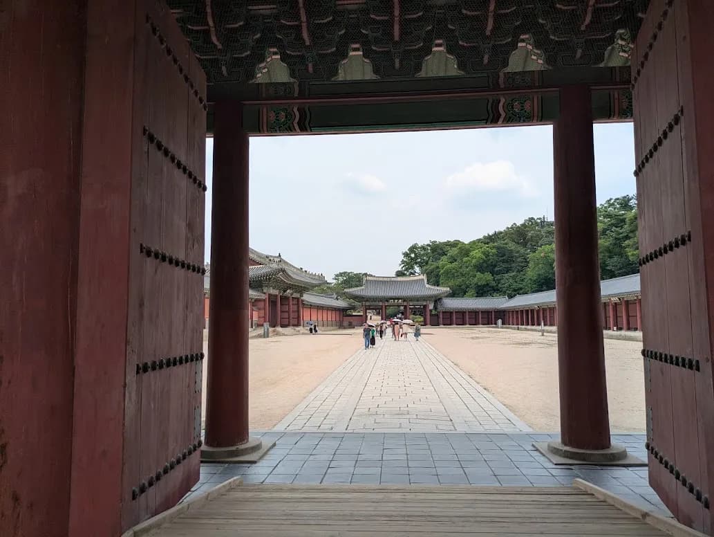 昌徳宮の建物外観