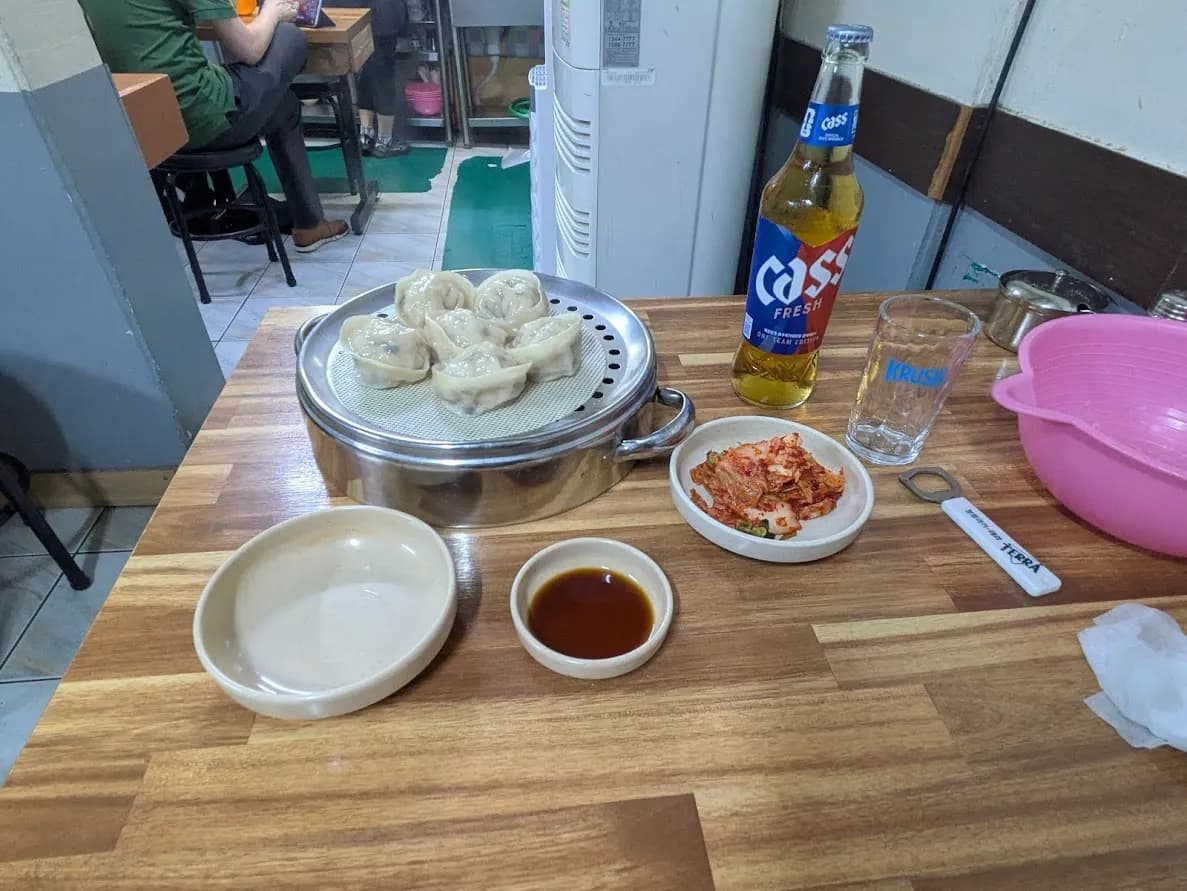 蒸し餃子マンドゥ