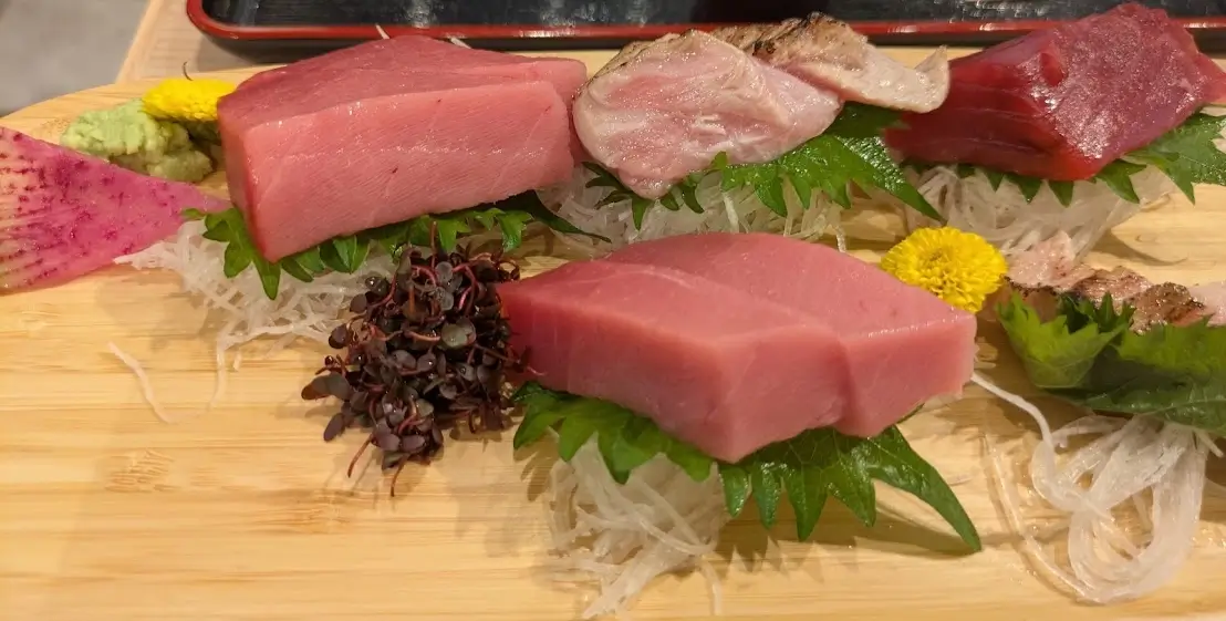 マグロの刺身アップ