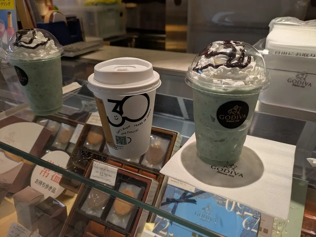 ゴディバのチョコミントドリンク